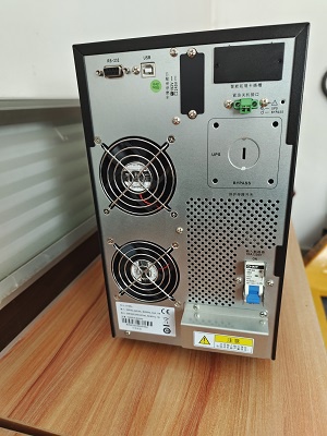 ups電源當蓄電池組的浮充電壓比負載電壓高時